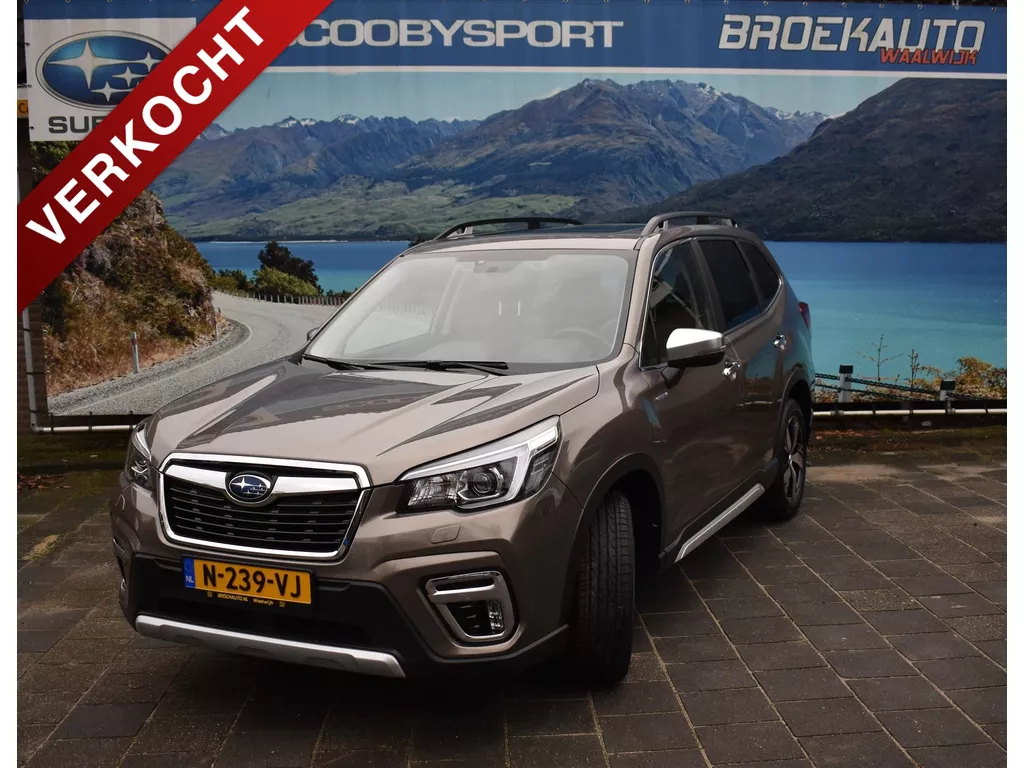 Subaru Forester 2.0i e-BOXER MHEV CVT First Edition