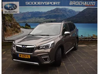 Subaru Forester 2.0i e-BOXER MHEV CVT First Edition