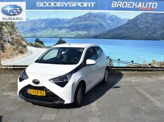 Toyota Aygo 1.0 VVT-i 72pk 5D x-play Limited